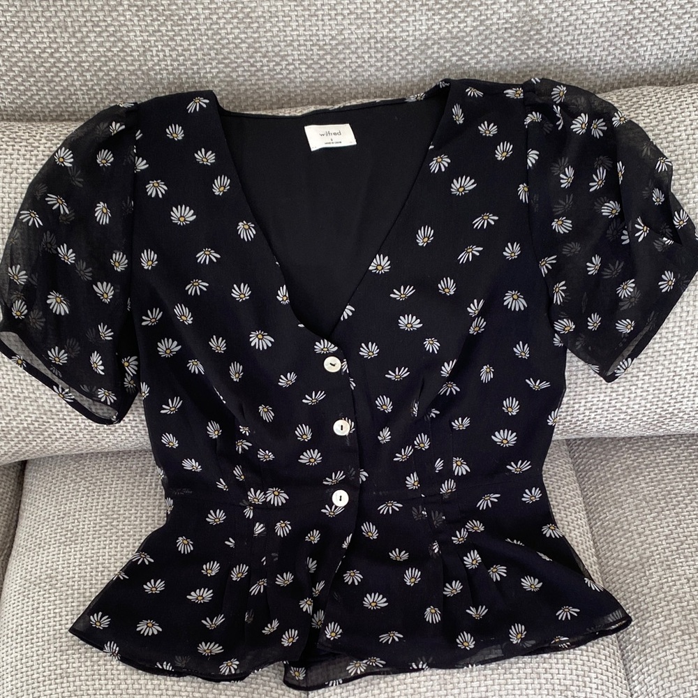Wilfred Black Floral Puff-Sleeve Button Front Blouse